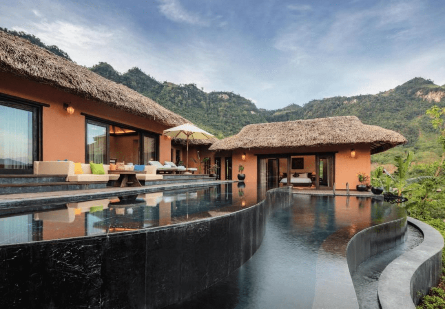 Căn hộ Senna Hilltop Pool Villa 2 Phòng ngủ