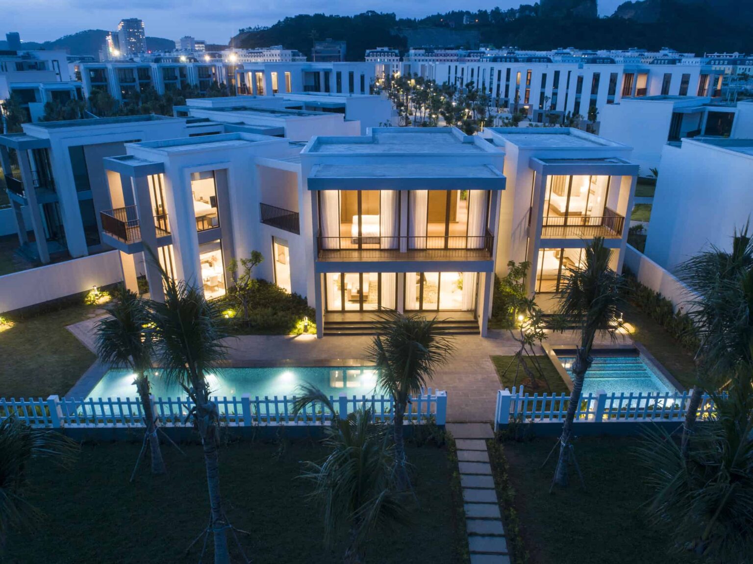 Premier Village Hạ Long Bay resort